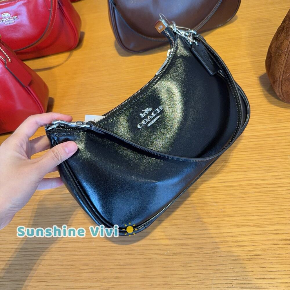 NWT Coach Soft Teri Shoulder Bag CFQ12 Shiny smooth leather Silver/BLACK